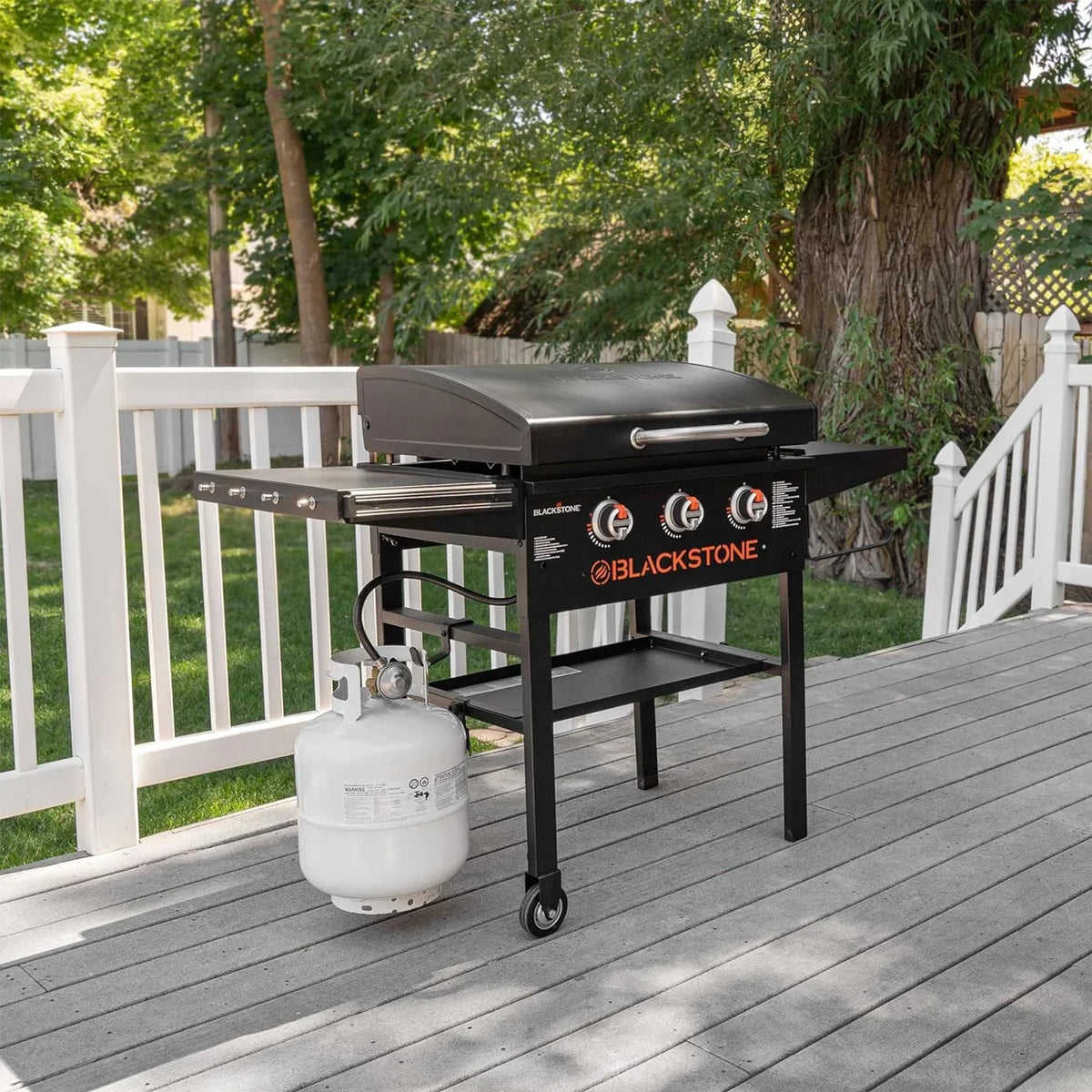 28 Inch Blackstone 2080 XL Griddle, 3-Burner Outdoor Flat Top Grill with Hood & Accessories Kit