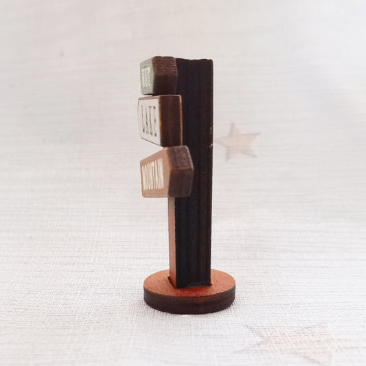 Wooden Garden Road Sign Miniature Decoration