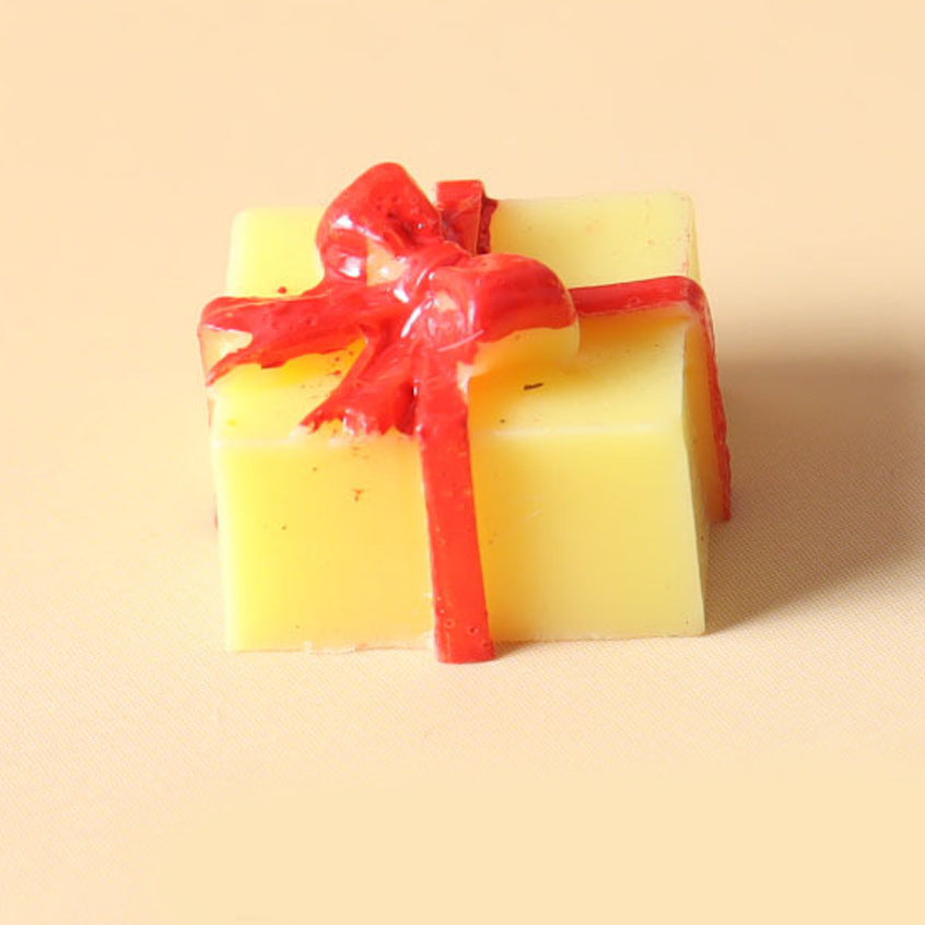 Mini resin Christmas gift bag ornament